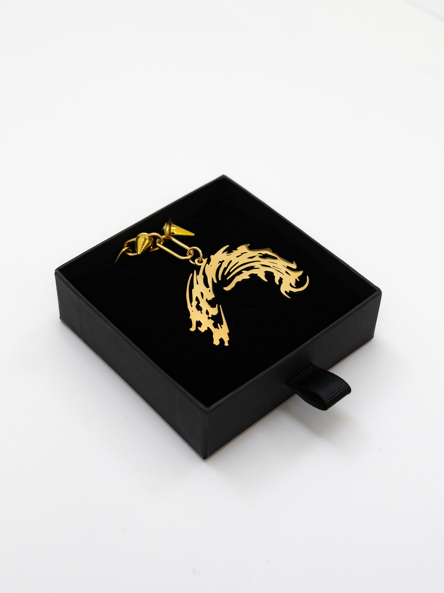 scared to die - necklace