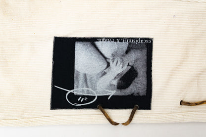 paradoxical behavior - trousers