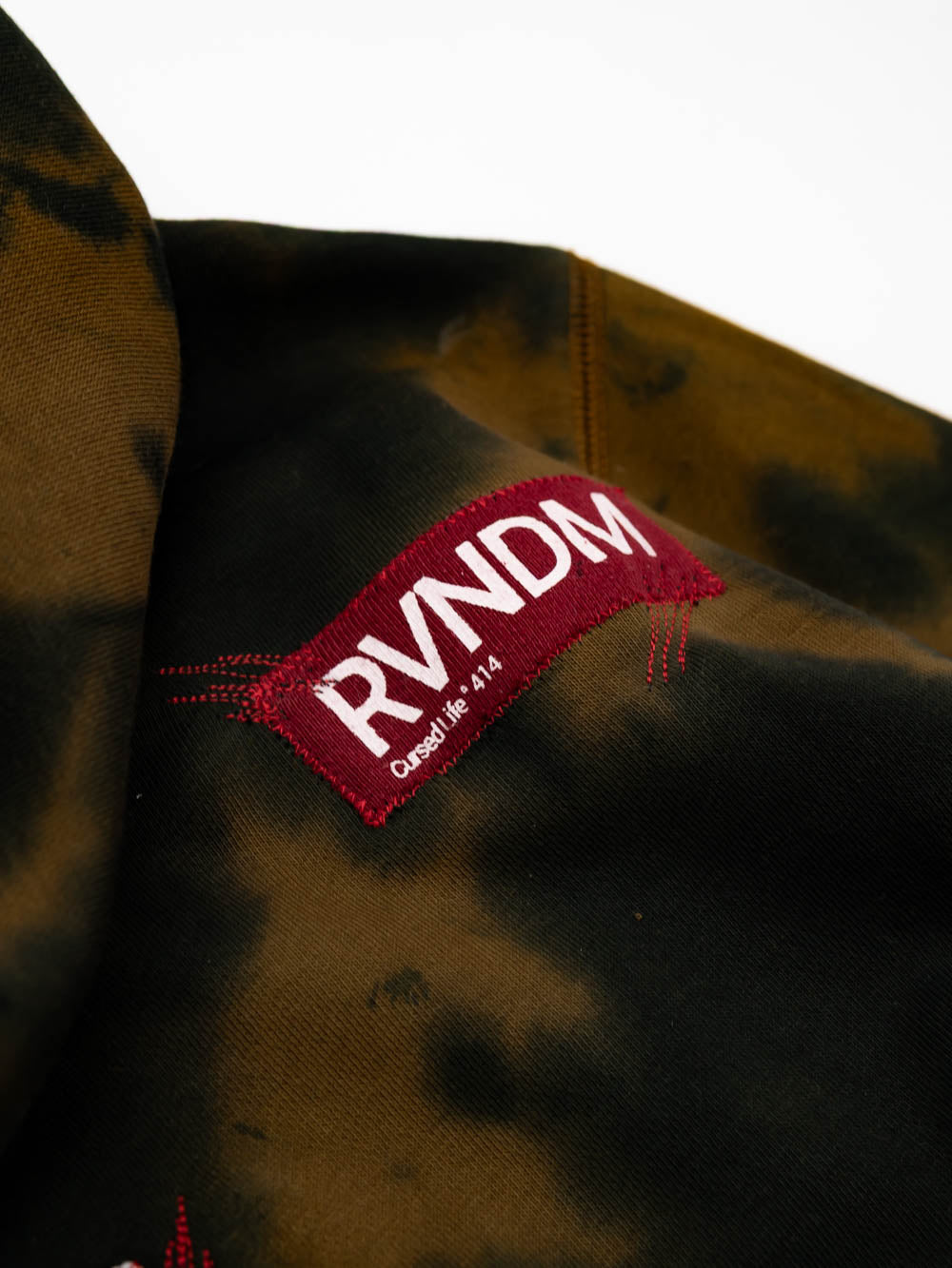 last member - hoodie (M)