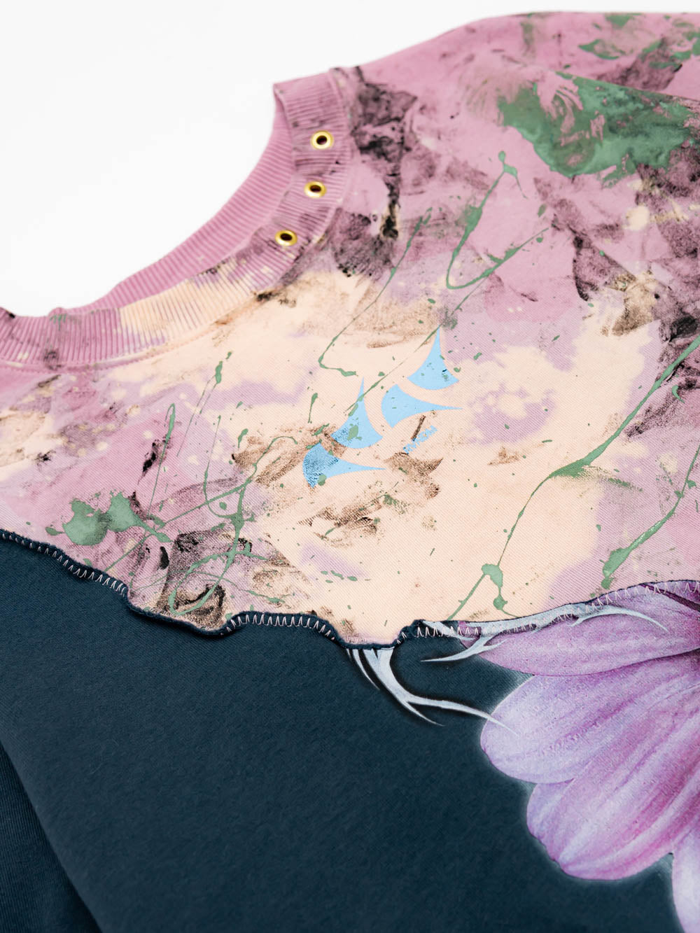 the first touch - crewneck (L)