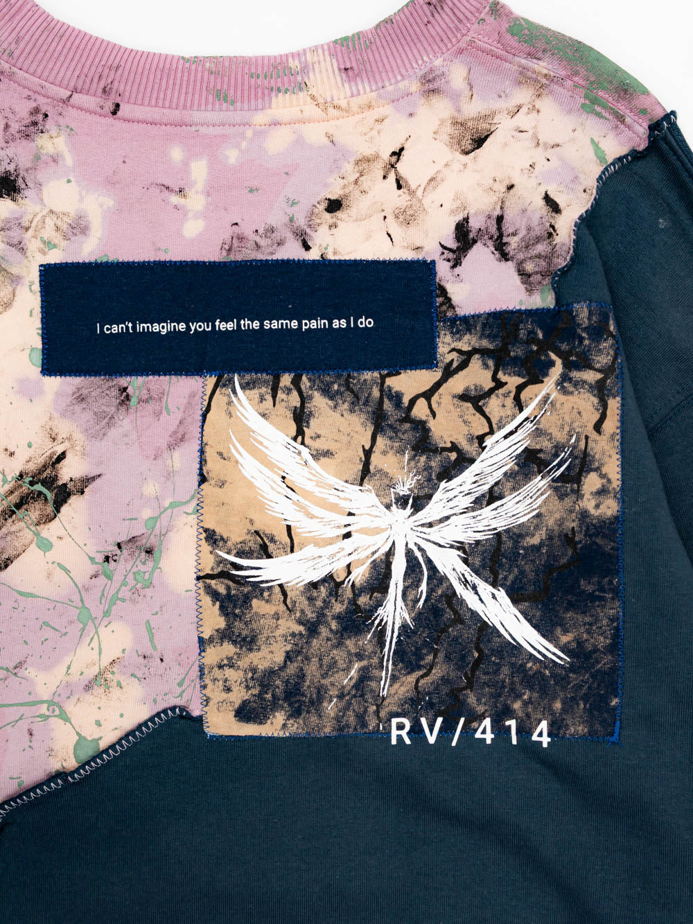 the first touch - crewneck (L)