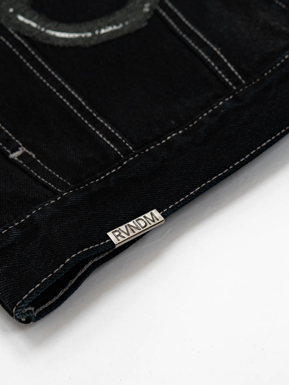 venomous snake - Denim Jacket (M)