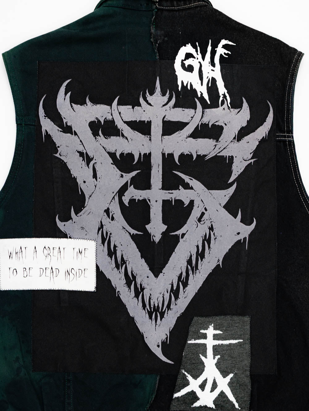 venomous snake - Denim Jacket (M)