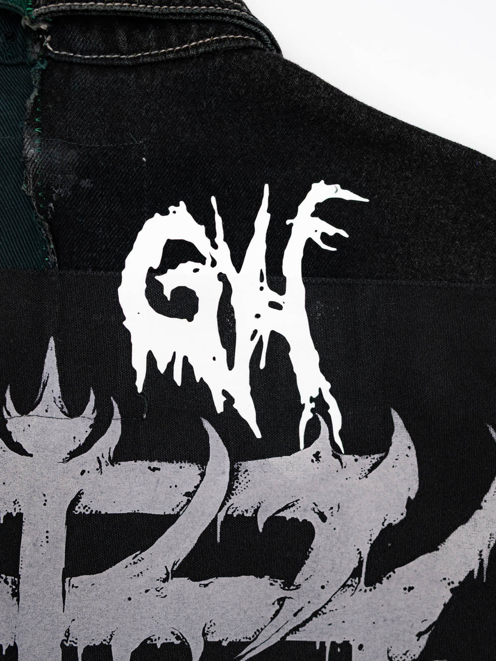 venomous snake - Denim Jacket (M)