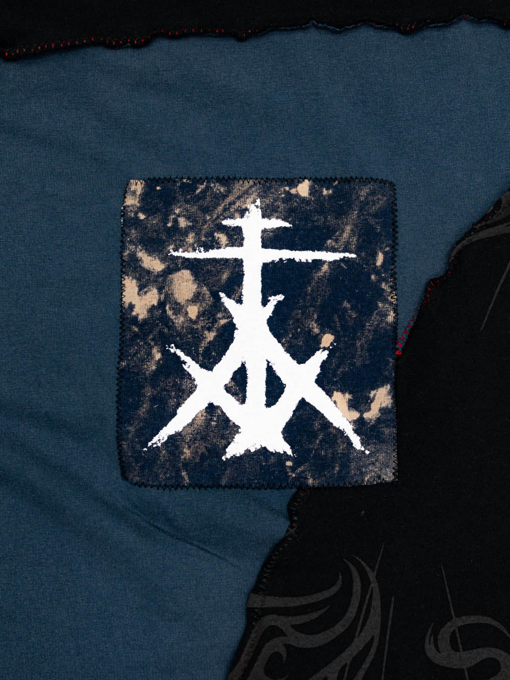 dark timelines  - T-Shirt (XL)