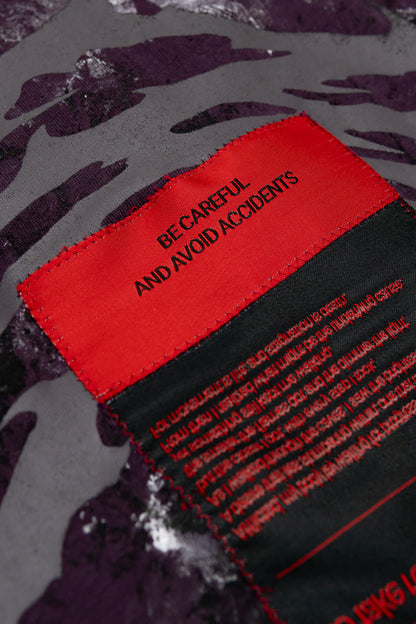 agitated - T-Shirt