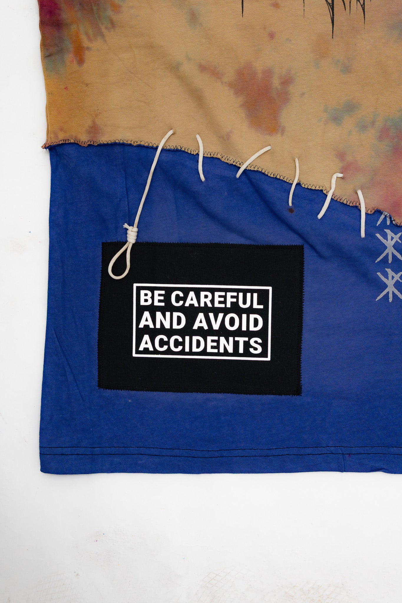 calm deception - T-Shirt (XL)