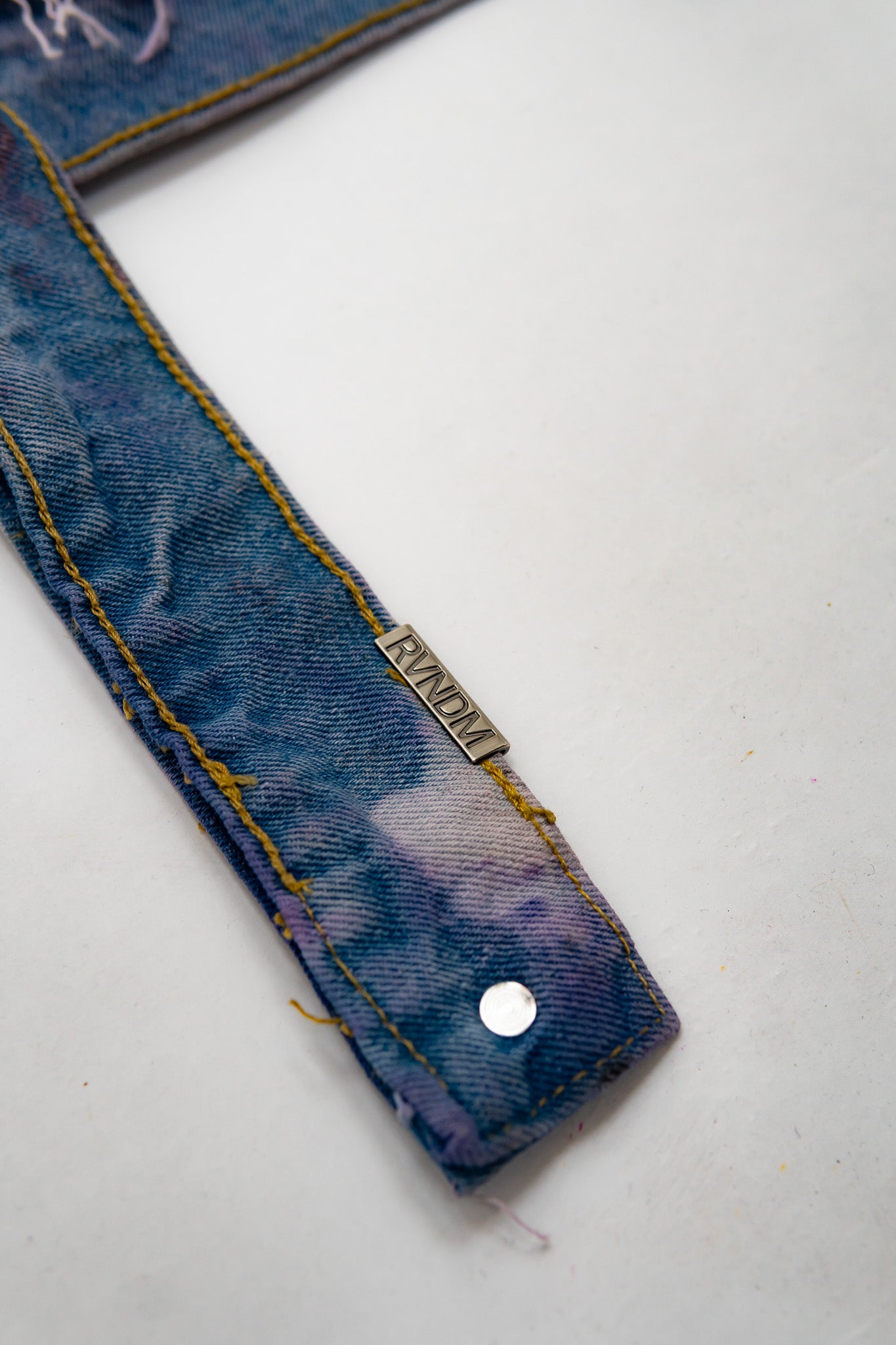 breaking chains - Denim Jacket (M)