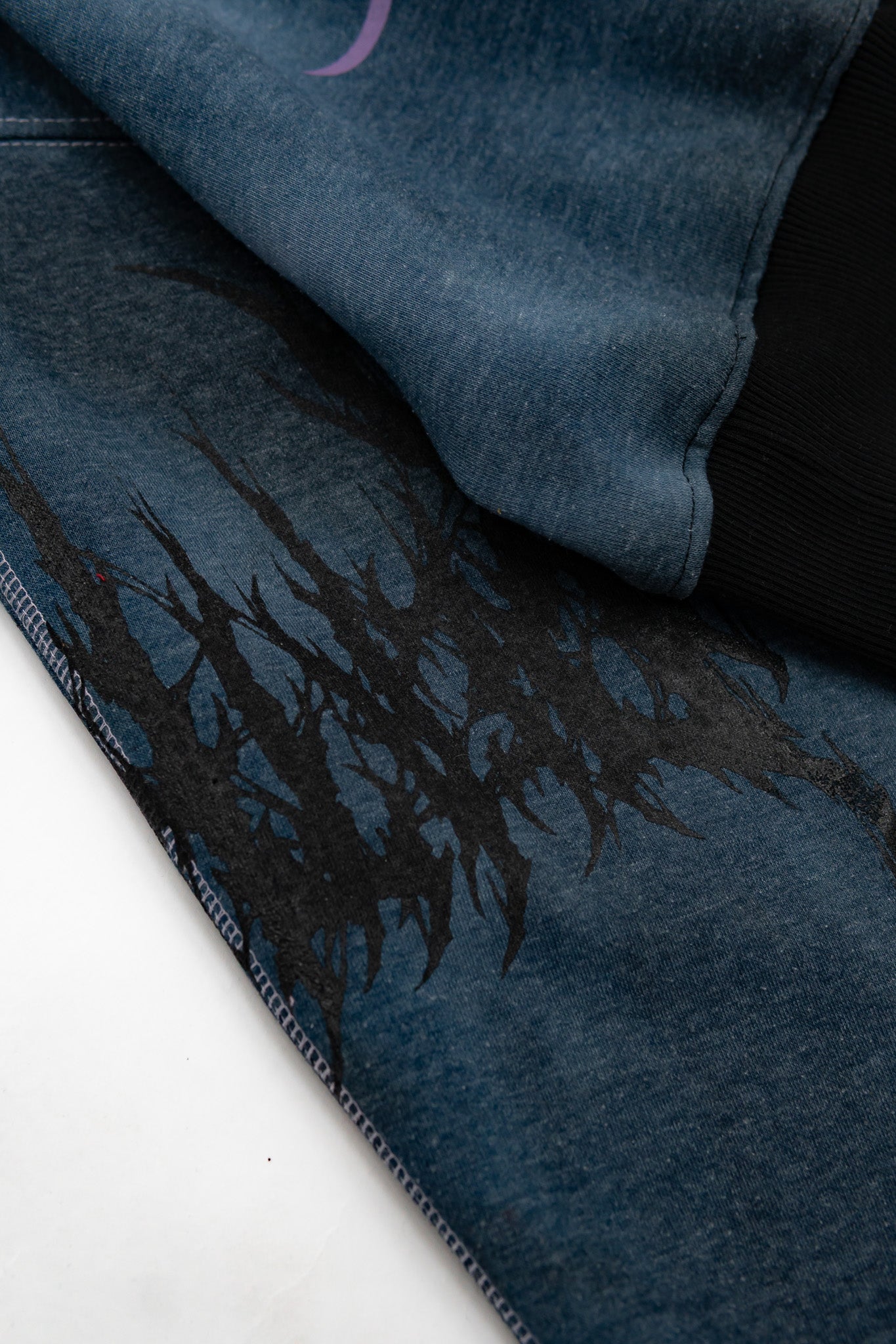 heritage of gloom - crewneck (S)